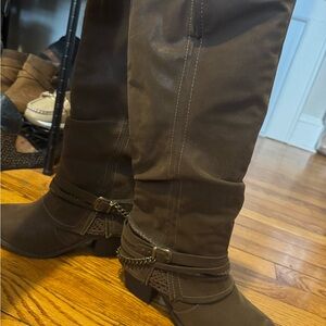 Brown Knee-High Women's Boots